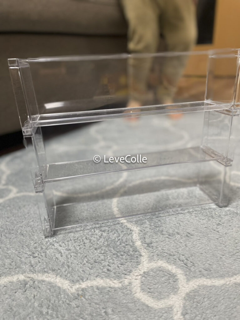 セリアフィギアケース